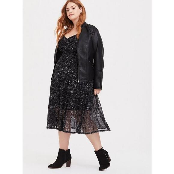 Torrid NWOT Dark Grey Leopard Print Mesh Velvet Piping V-Neck Midi Dress Size 1X - Picture 2 of 12